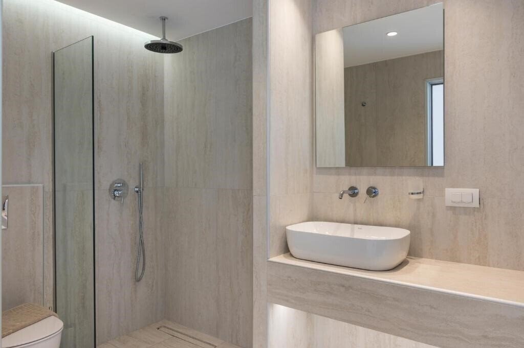 Фото Tarra Seaside Hotel 3*