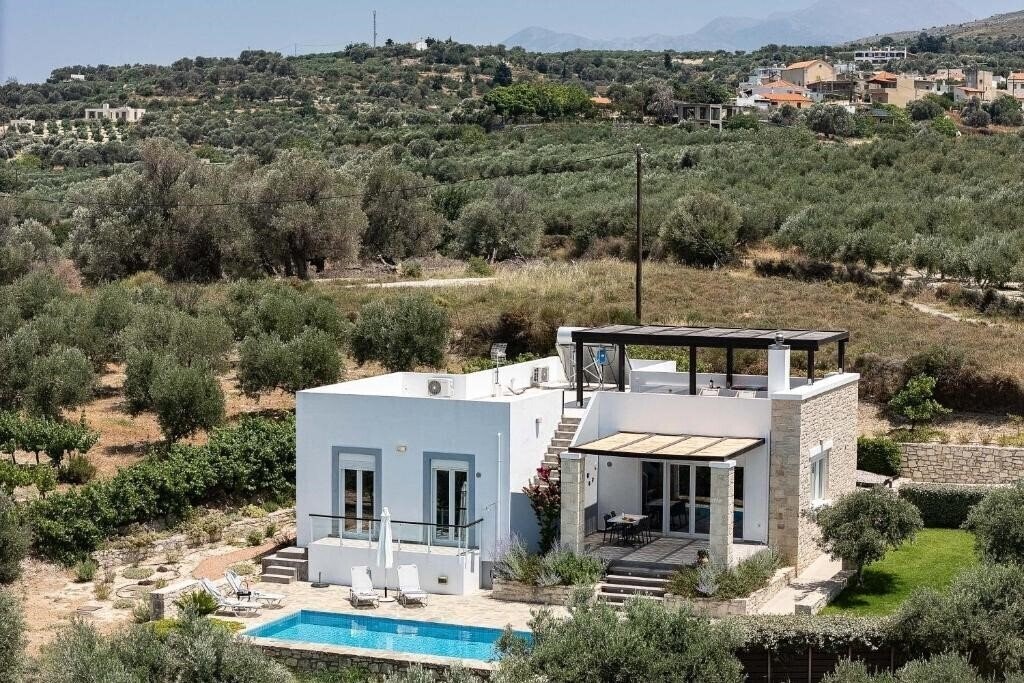 Фото Elies Villa 3*