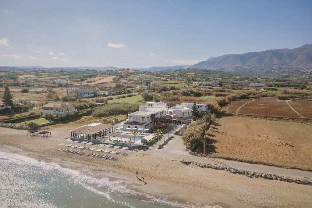 Готель Casa di Notos Beach Hotel 4*