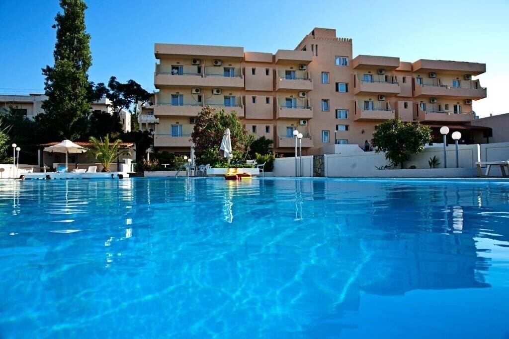 Картинка Albatros Hotel (Maleme) 3*