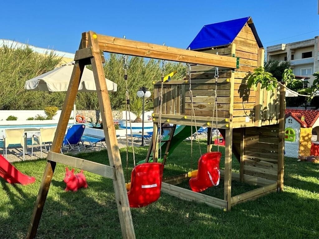 Картинка Albatros Hotel (Maleme) 3*