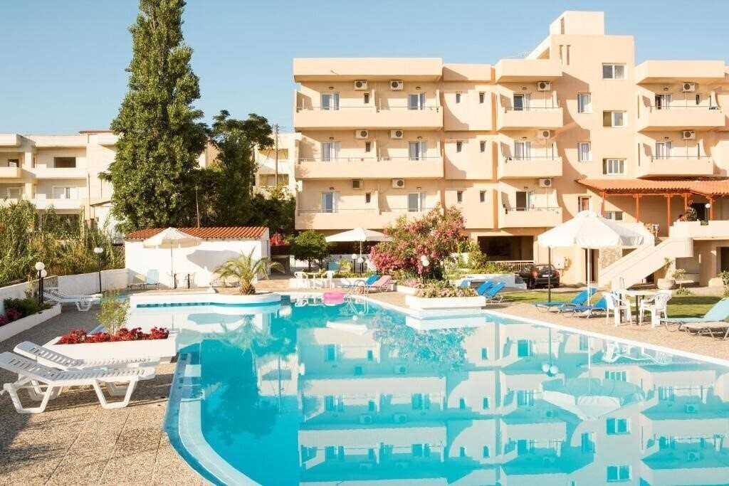 Фото Albatros Hotel (Maleme) 3*