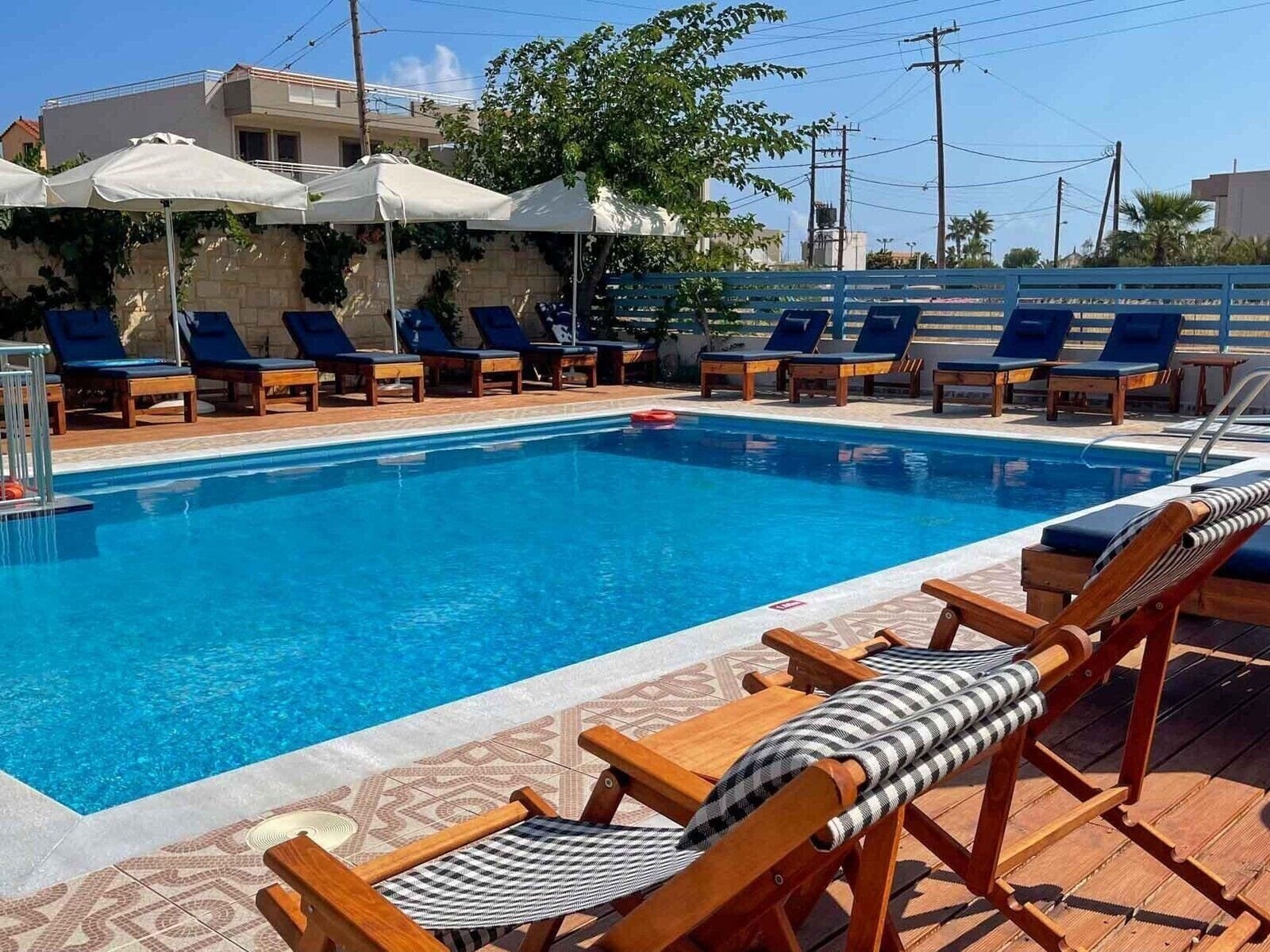 Отель Blue Sky Apartments (Gouves) 3*