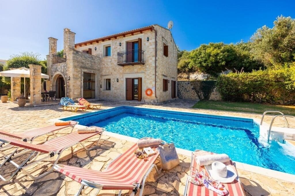 Отель Erato Villa 2*