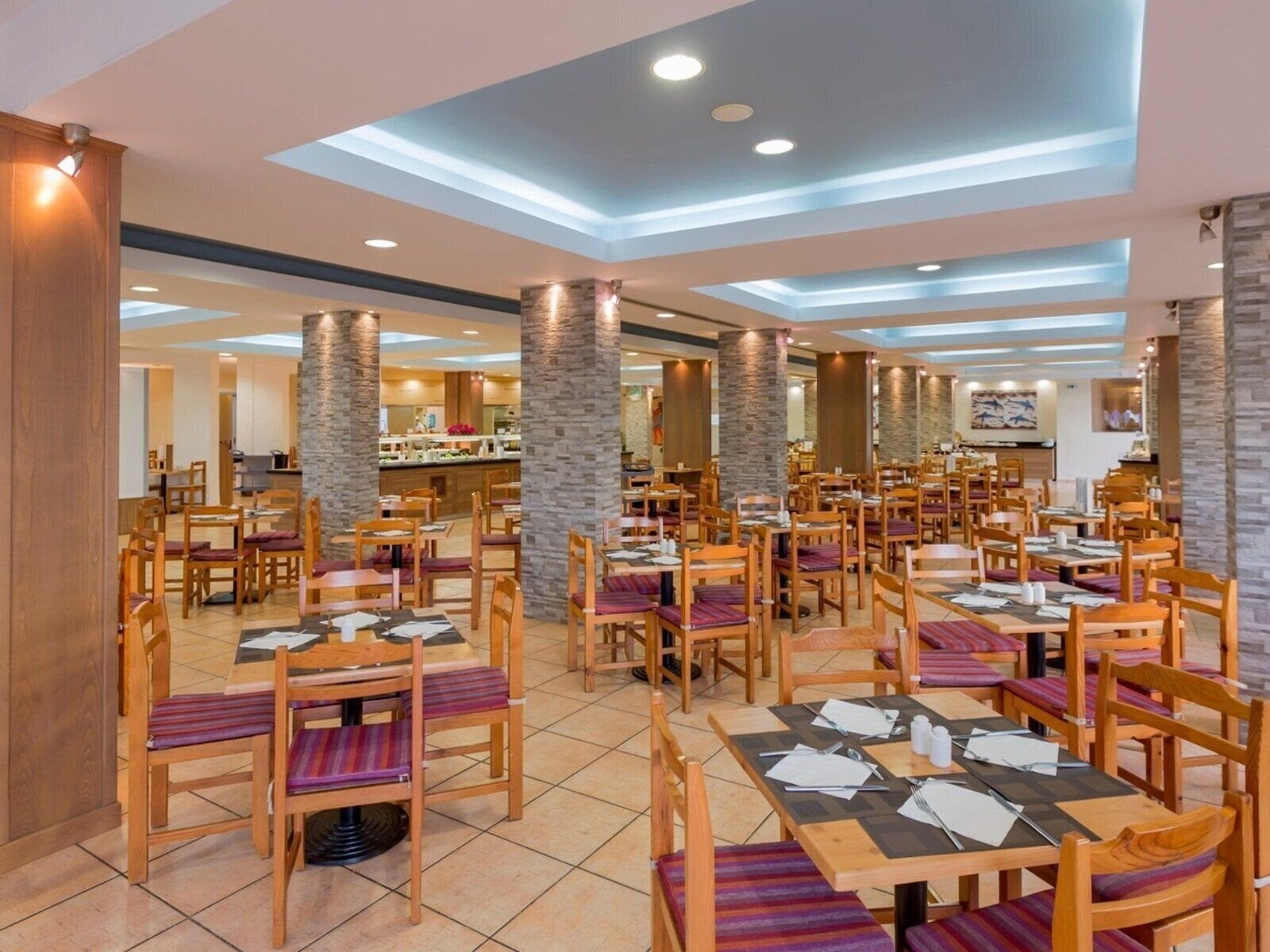 Картинка Dolphin Bay Holiday Resort 4*