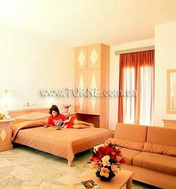 Отель Metropol Beach Resort 4*