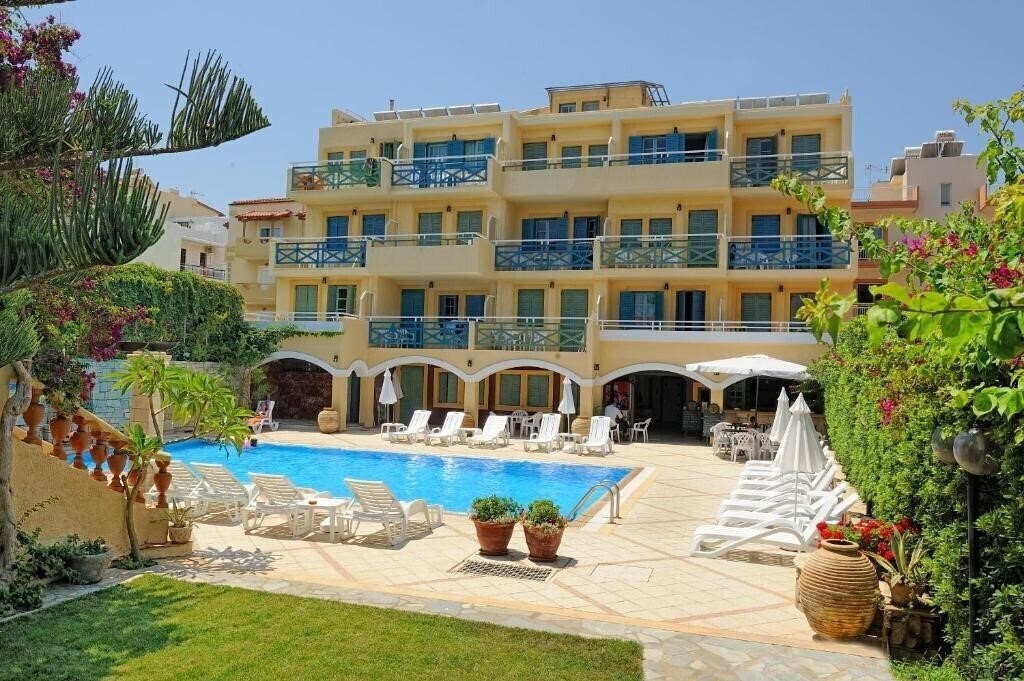 Изображение Petra Beach Apartments 3*