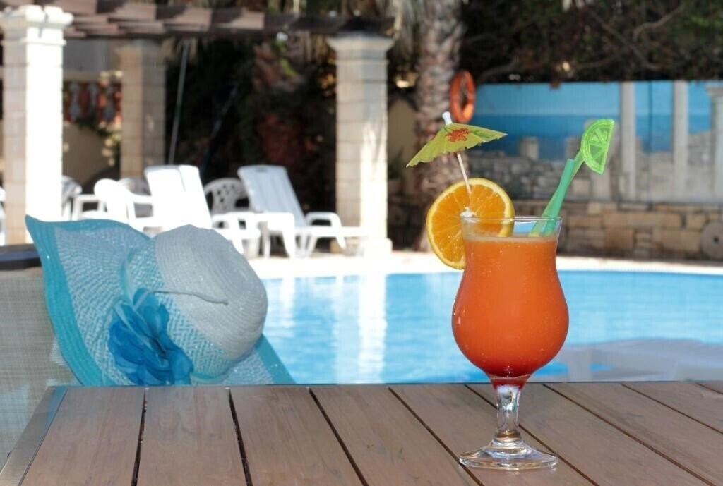 Картинка Petra Beach Apartments 3*