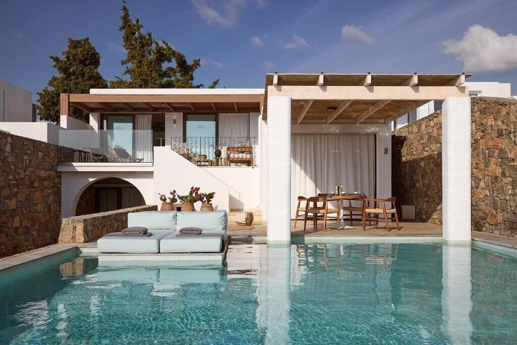 Готель Thalassa Villas 5*