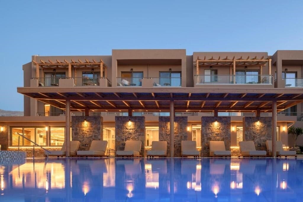 Фото High Beach 5*