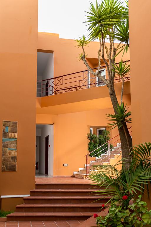 Готель Elotia 3*