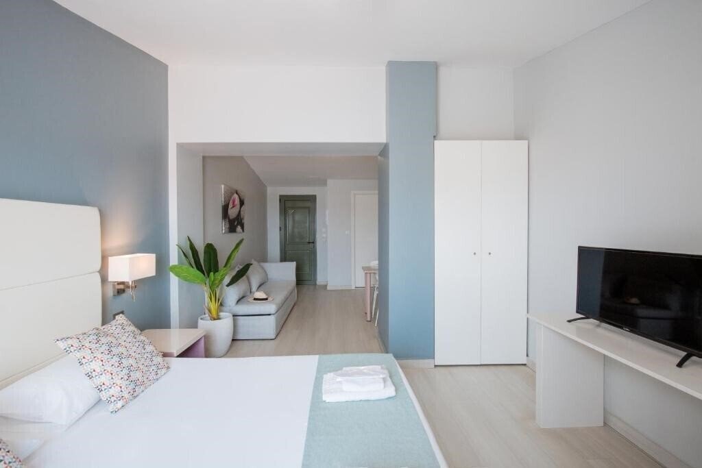 Фотографія Sunrise Village (Platanias) 3*