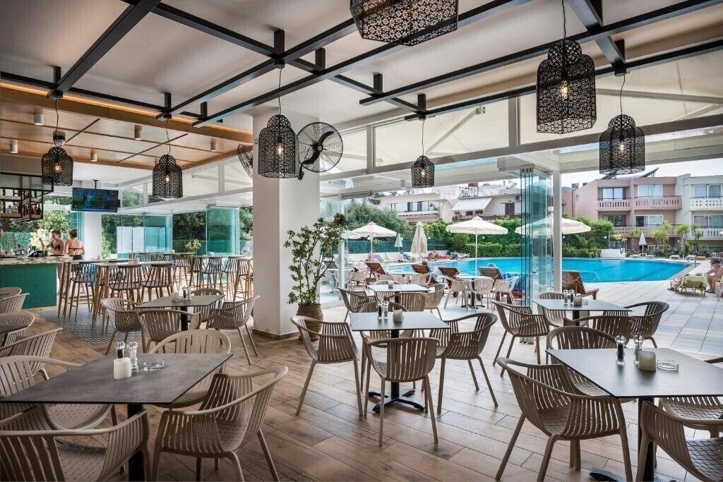 Готель Atrion Hotel Chania 3*