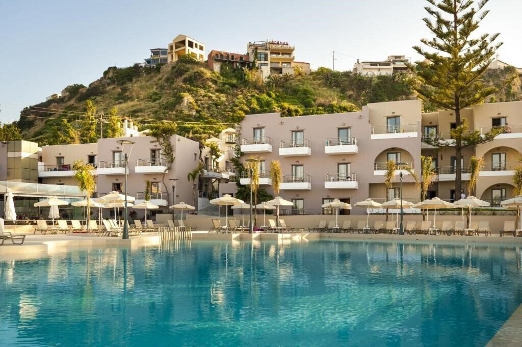 Фотографія Porto Platanias Village Resort (ex. Jasmin Village) 4*