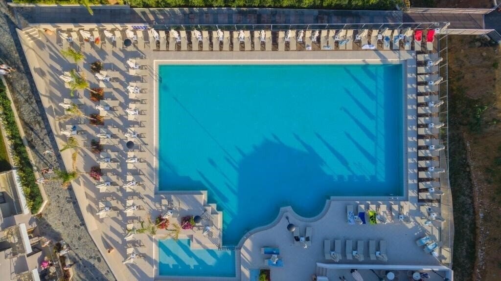 Картинка Porto Platanias Village Resort 5*