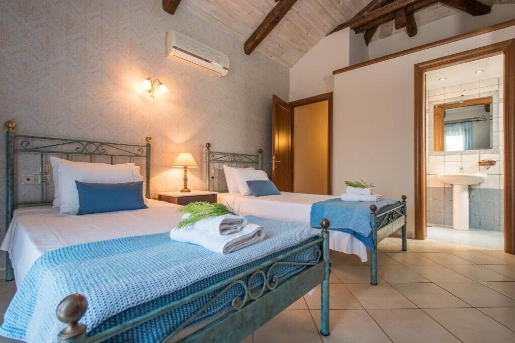 Фото Kookis Village 4*