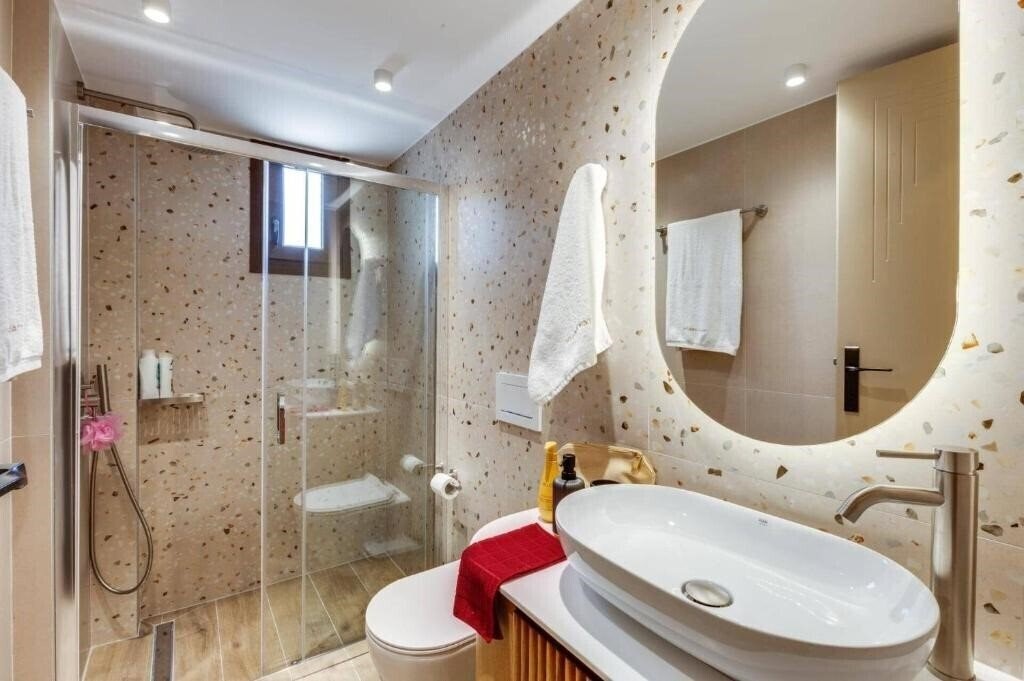 Фотография Erato Villa by Villa Plus 3*