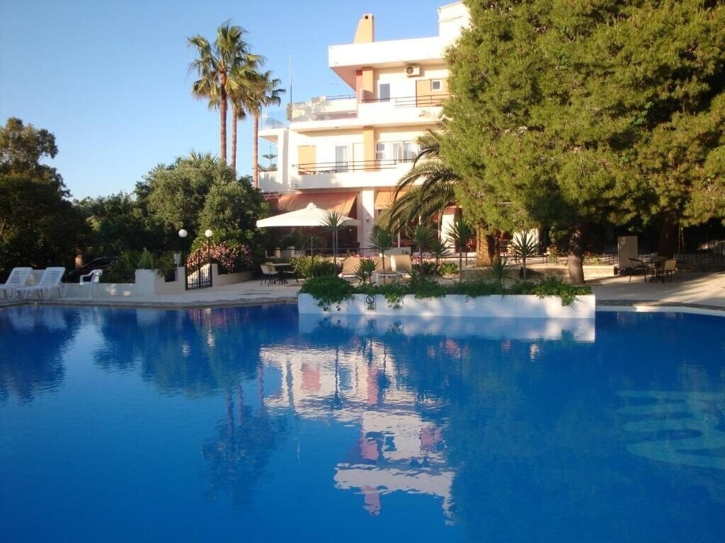 Готель Monte Vardia Hotel 3*