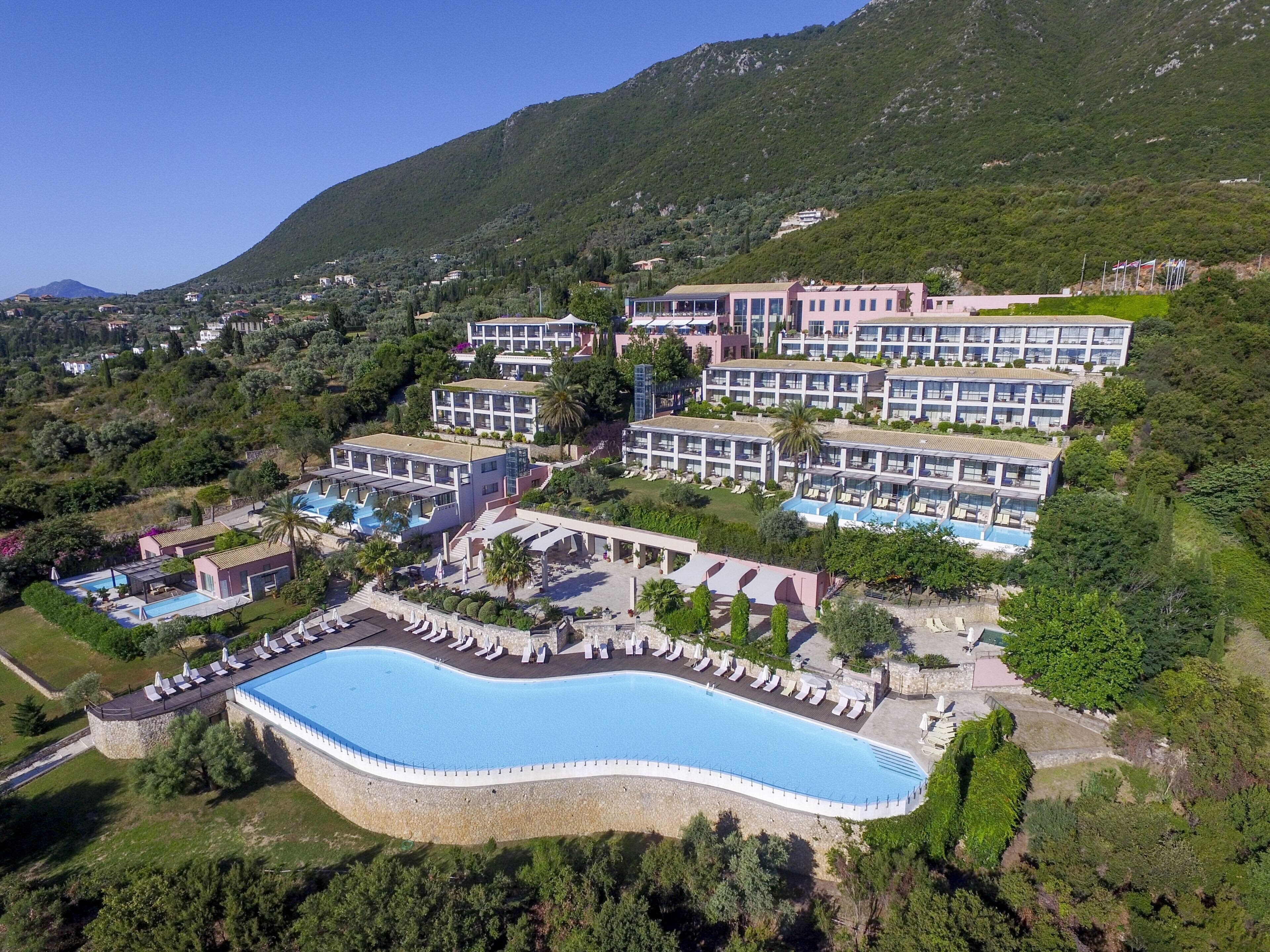 Готель Ionian Blue 5*