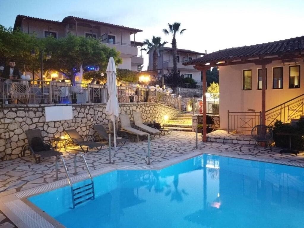 Картинка Semiramis Lefkada 2*