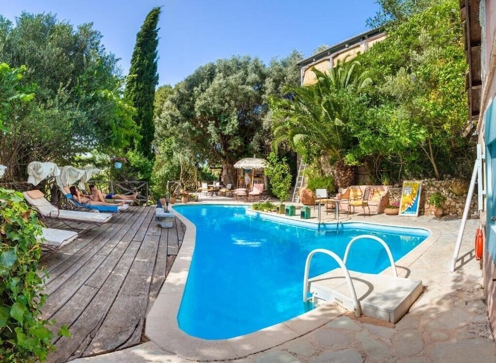 Отель Pavezzo Country Retreat 5*