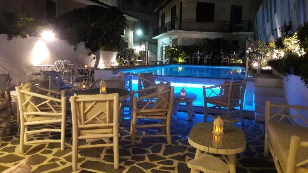Изображение Pirofani Hotel 3*