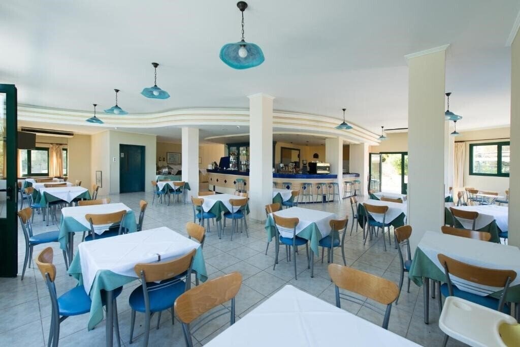 Изображение Santa Marina 3*