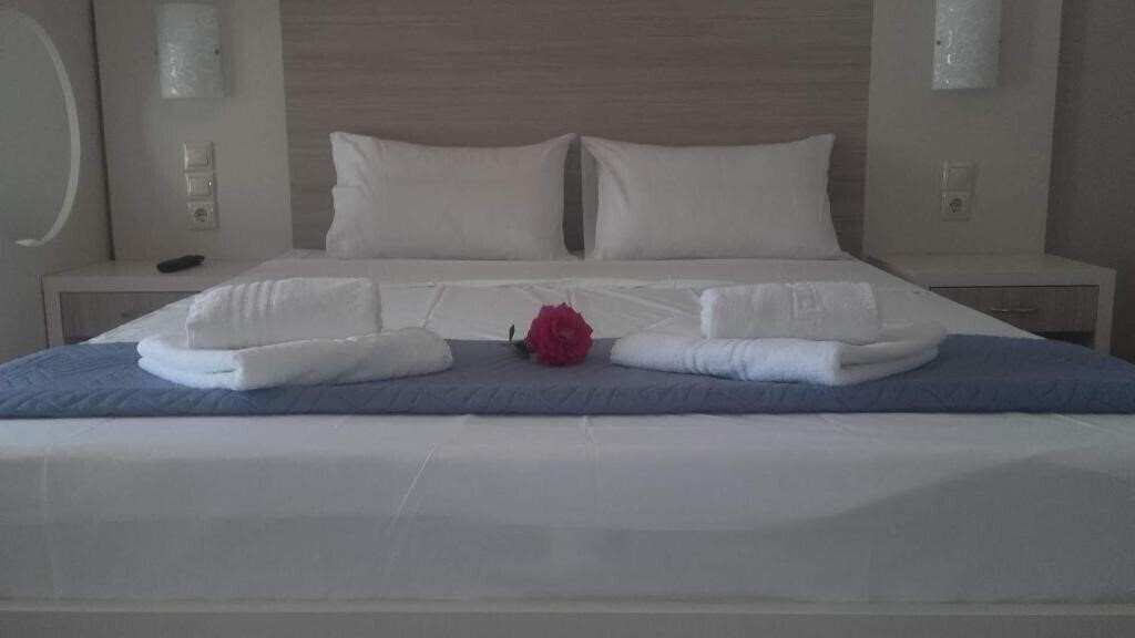 Фотографія Hotel Delfini (Nidri) 3*