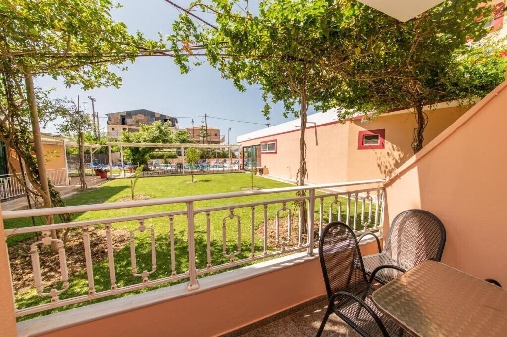 Фотография Kalias Hotel 3*