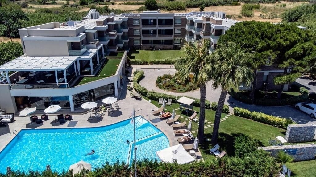 Готель Elysion Hotel 3*