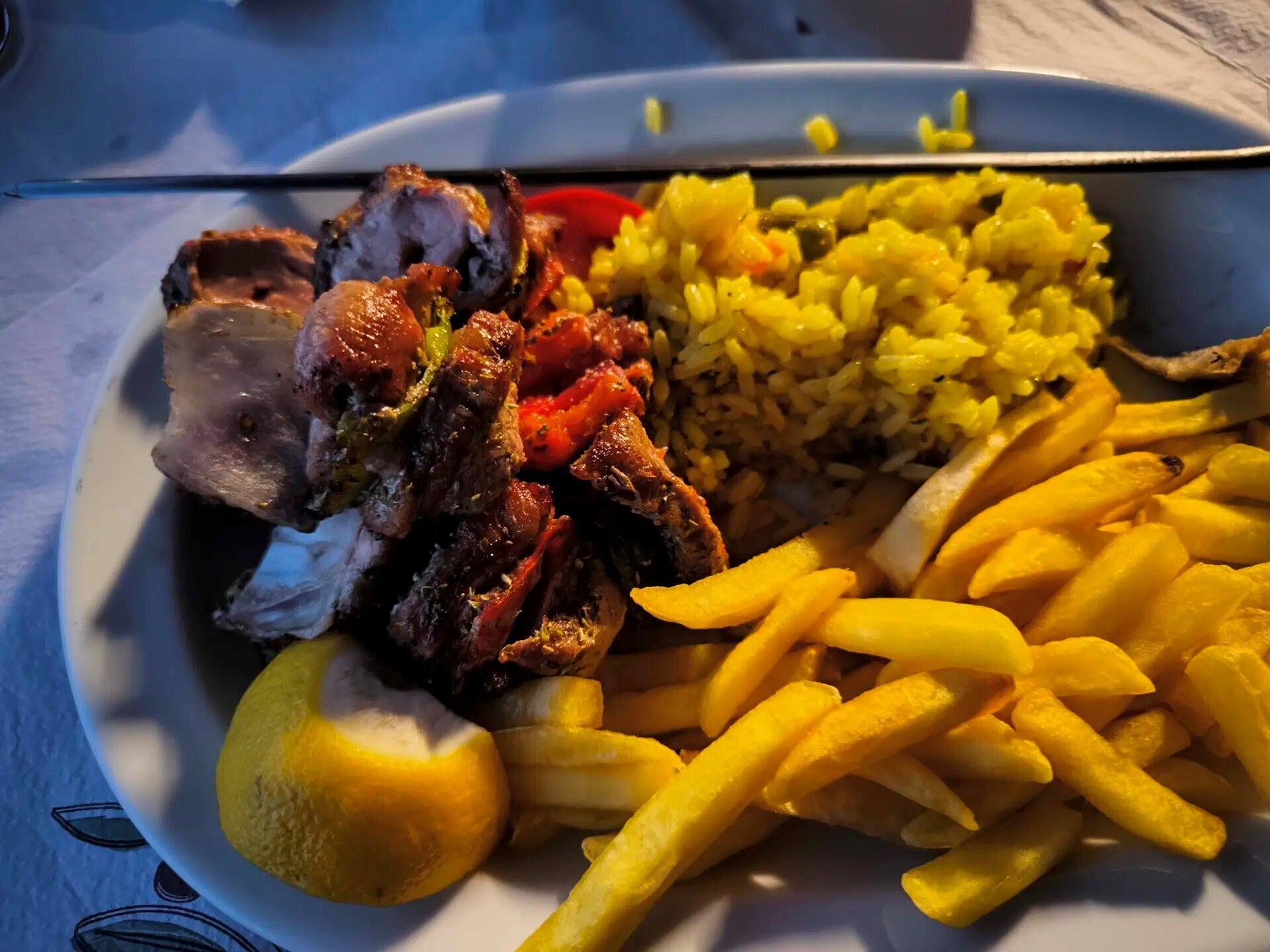 Фото Rafael Studios 2*