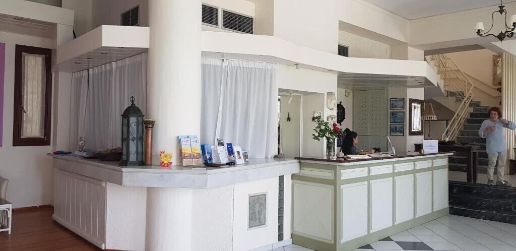 Отель Clara Hotel 3*