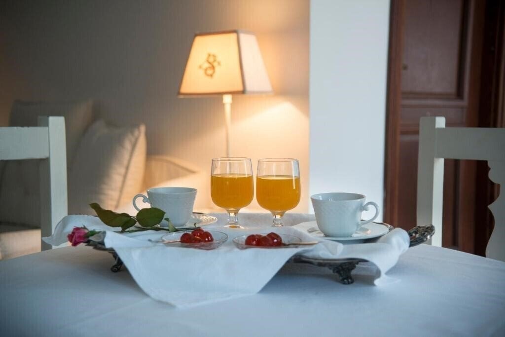 Фото Clara Hotel 3*