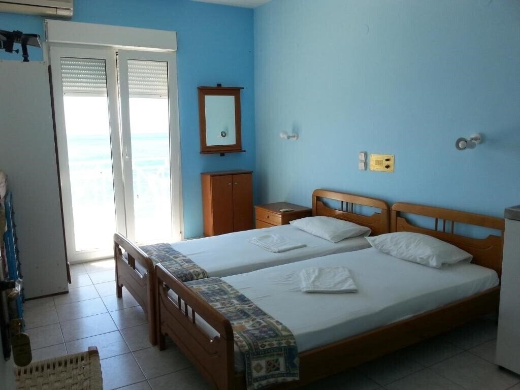 Фото Elena Studios отель без категории