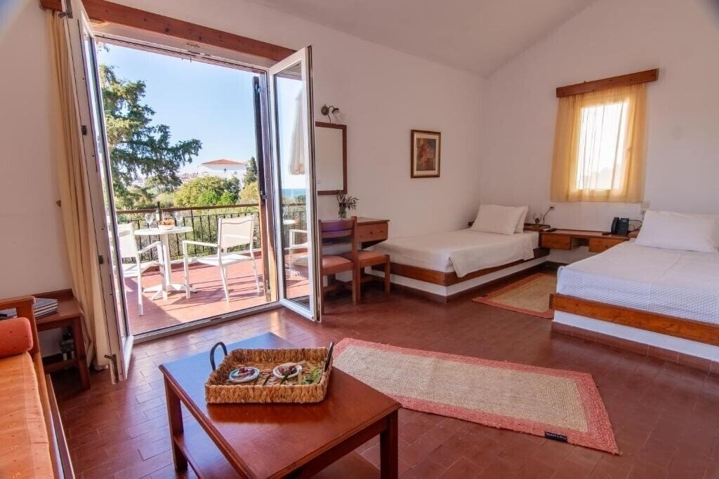 Зображення Delfinia Beach And Bungalows (Molivos) 3*
