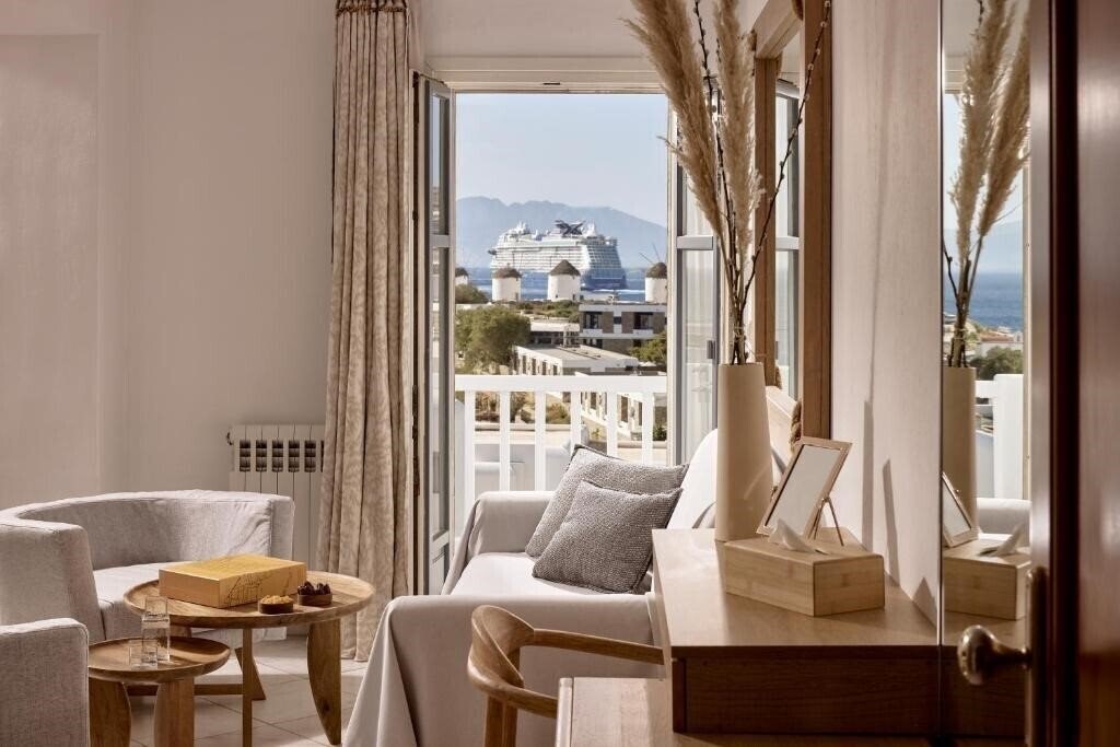 Картинка Adonis Mykonos 4*