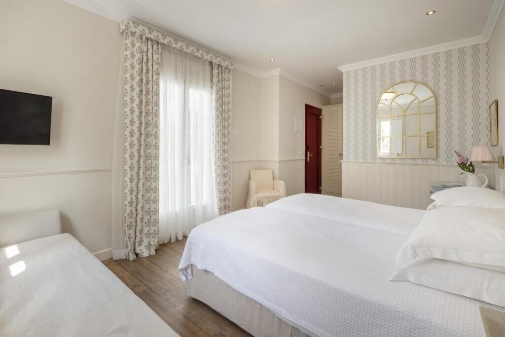 Фото Despotiko Hotel 3*
