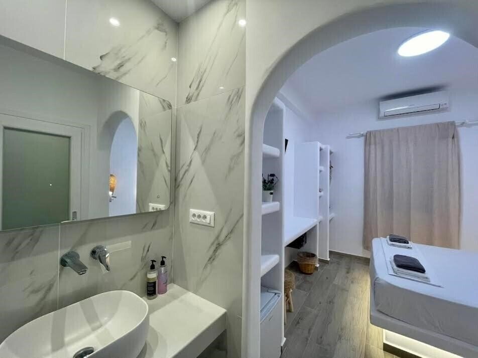 Изображение Alexandra Hotel 2*