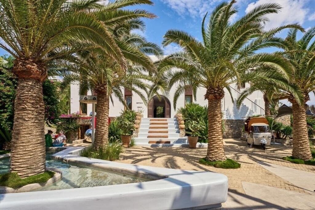 Картинка Nammos Hotel Mykonos (ex. Kensho Psarou Villa) 5*