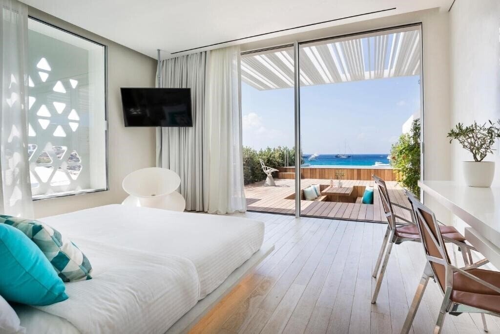 Фотографія Mykonos Dove Beachfront 5*