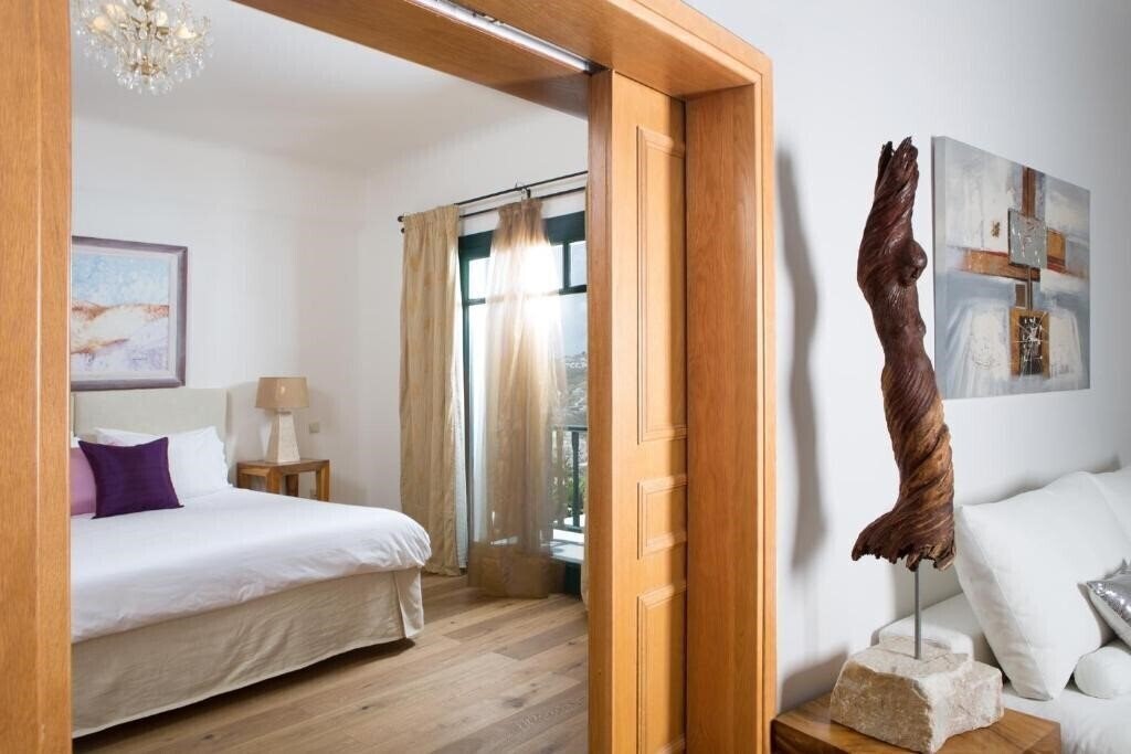 Картинка Tharroe Of Mykonos 5*