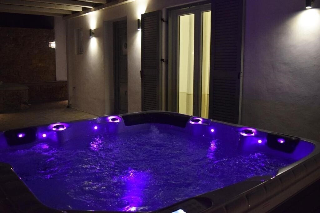 Картинка Giannoulaki 4*