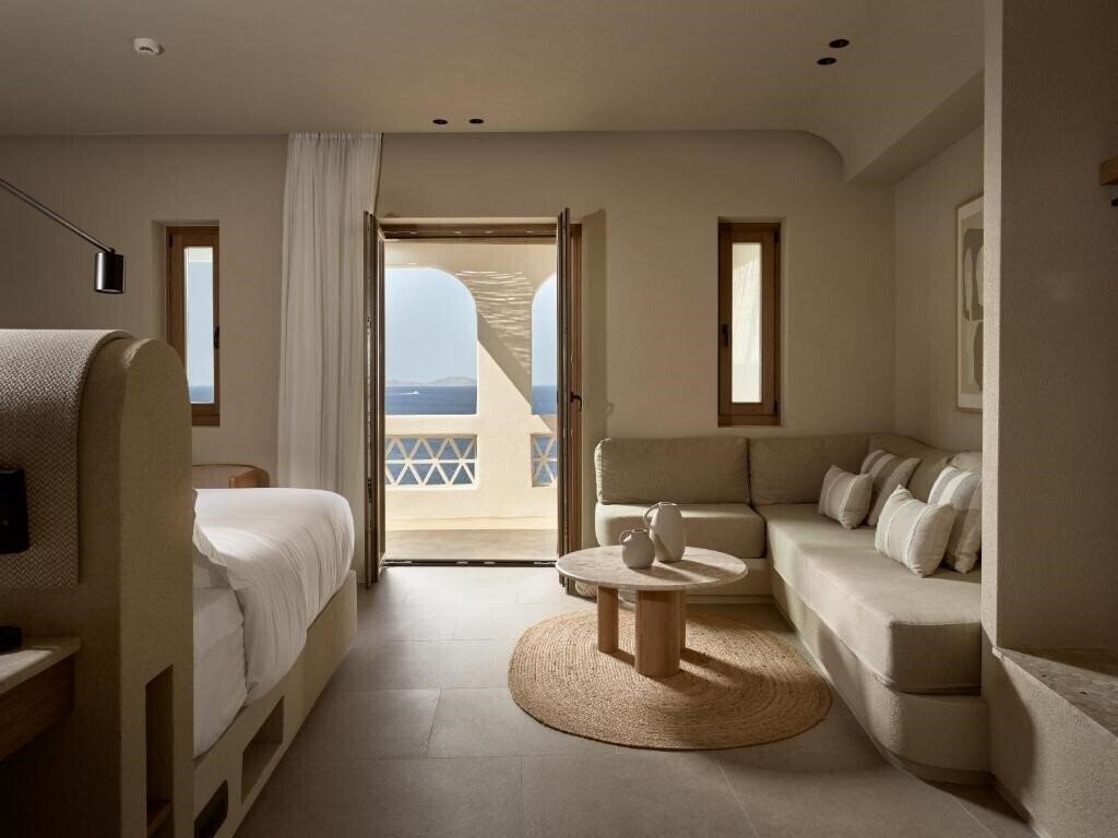 Картинка Omeon Mykonos 5*