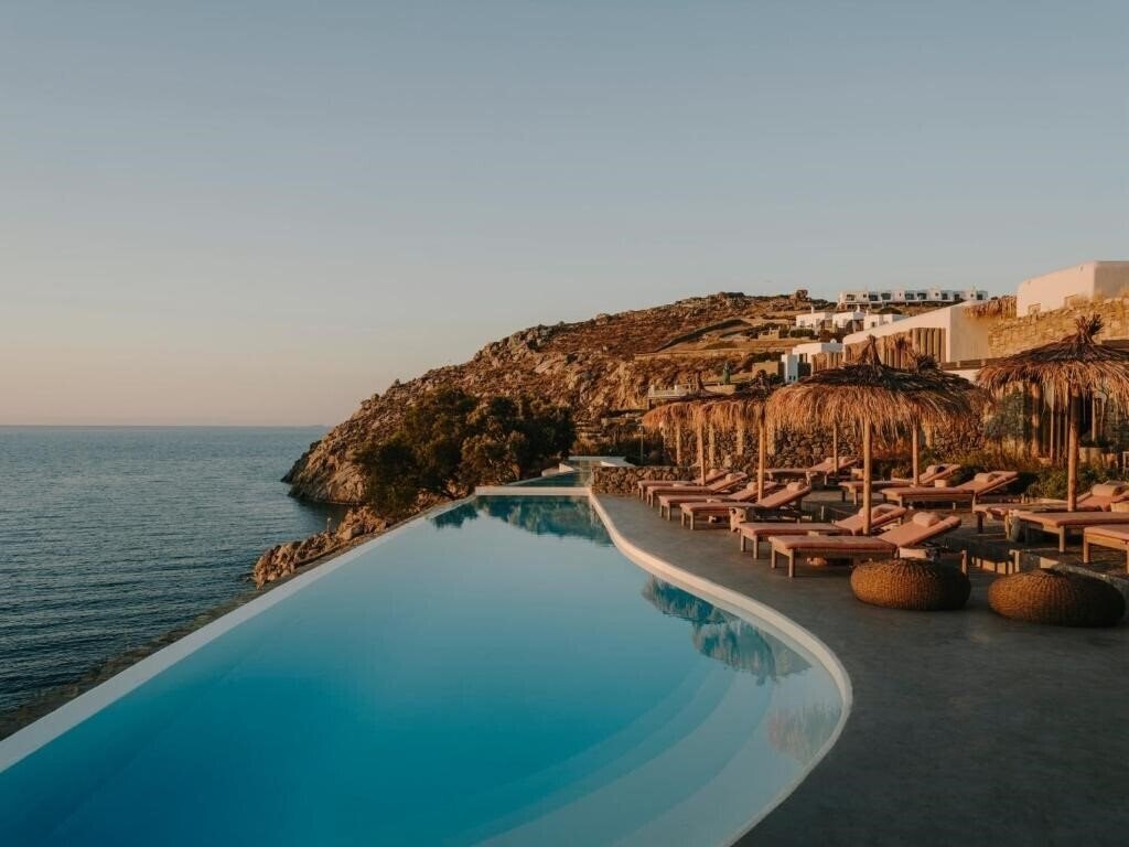 Готель The Wild Hotel by Interni 5*