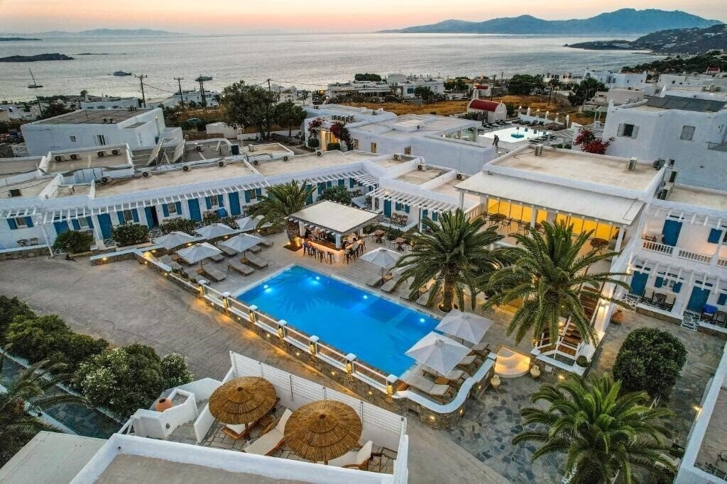 Изображение Petinaros Hotel 3*