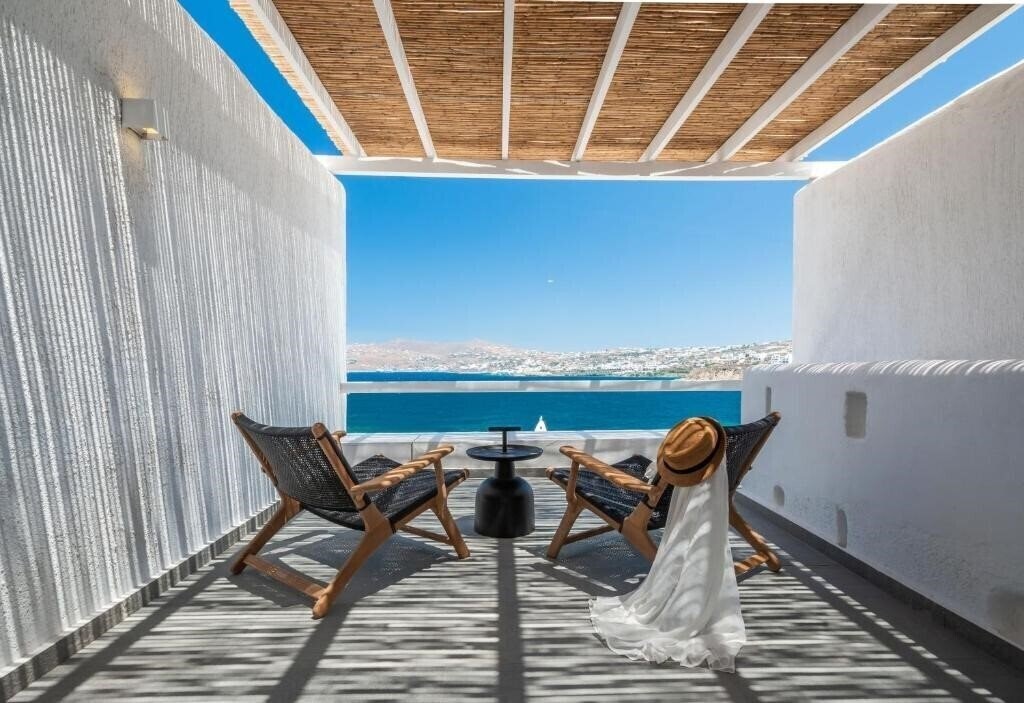 Готель Dreambox Mykonos Suites 3*