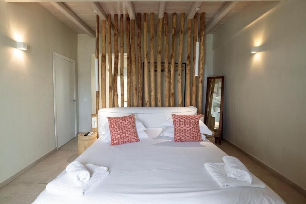 Фотографія Legacy Suites 3*