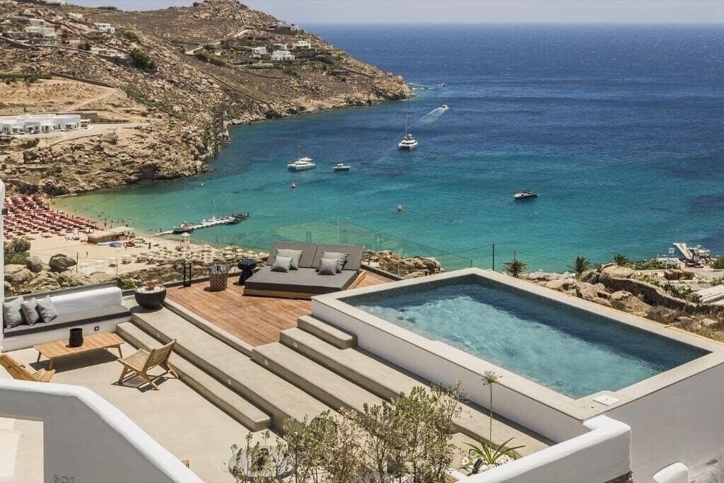 Готель LYO Boutique Hotel 4*