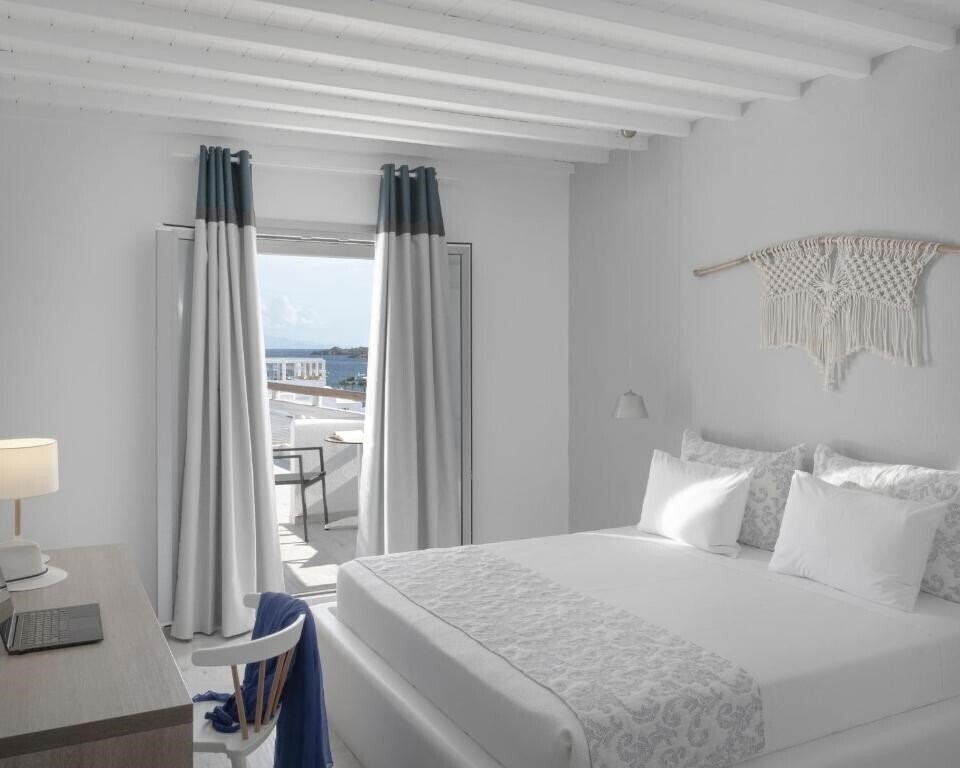 Готель Mykonos Essence (Adults Only, 15+) 4*