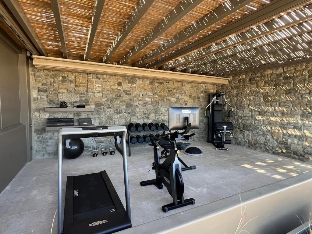 Фотография Bonzoe Suites & Villas 4*